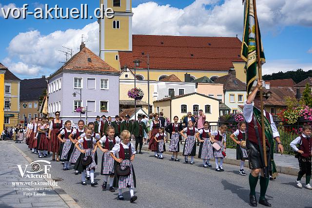 Foto Laudi_ Volksfestzug-11.jpg